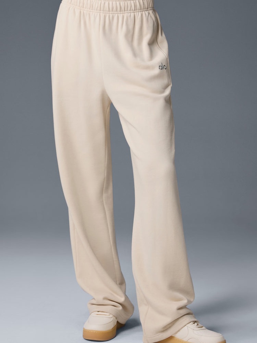 ALO Yoga Set Accolade Crew Neck Pullover With Straight Leg Sweatpant Sz S - Picture 2 of 12